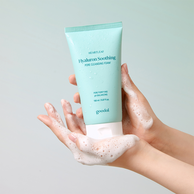 Heartleaf Hyaluron Soothing Pore Cleansing Foam